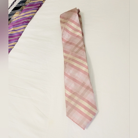 Calvin Klein Men's 100% Silk Neck Tie Brand New with Tags - Picture 6 of 7